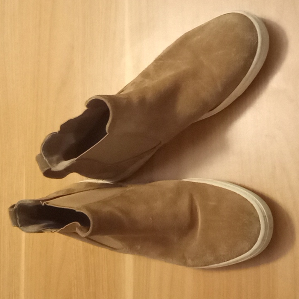 Vince "Norman" Suede Sneaker Boots in Size 6M  (Neutral Taupe Color)